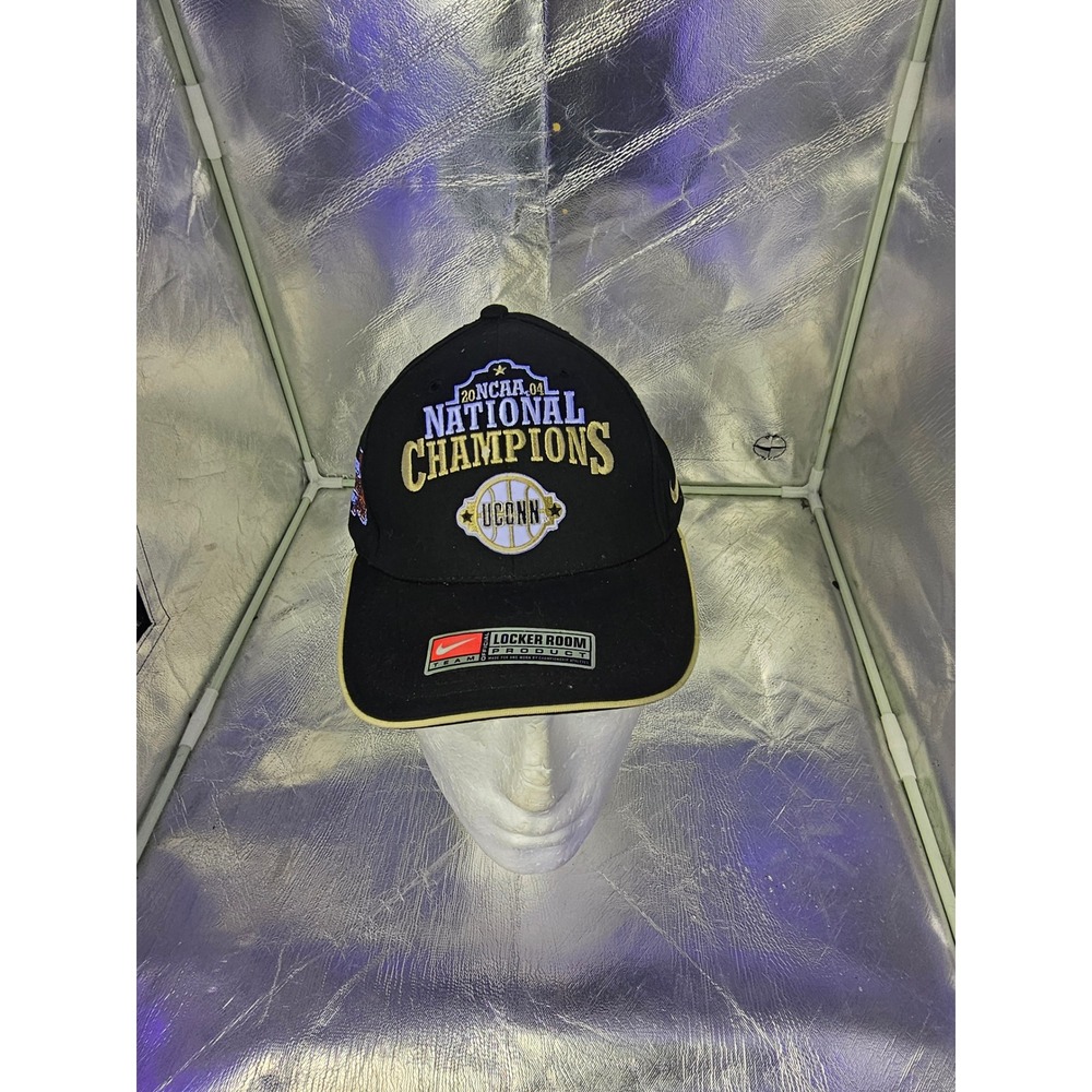 Nike UConn Huskies 2004 NCAA National Champions Hat Black Adjustable Cap
